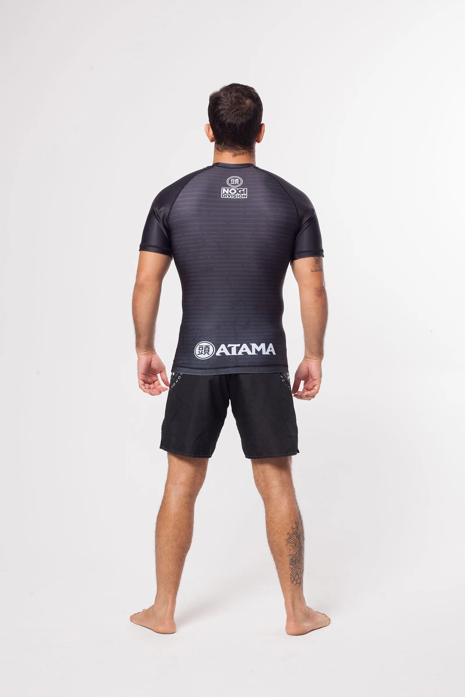 ATAMA BLACK RANKED RASH GUARDS - SHORT SLEEVE