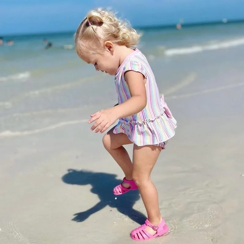 Girls Jelly Sandals in Hot Pink -Call It Love