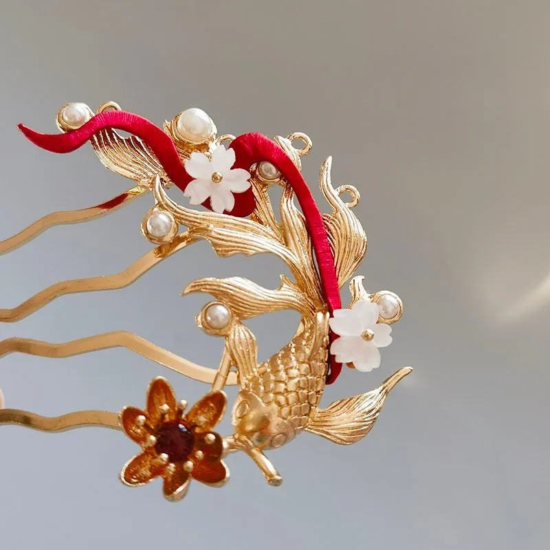 Hair Pin: Goldfish