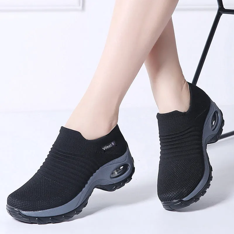 Vifeet Dancing Soft Bottom Flying Woven Rocking Shoes